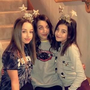 Meet your Posher, Kiki